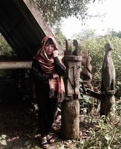 Tượng mặt lệch, tượng chim nhà mồ làng Ốp, TP. Pleiku