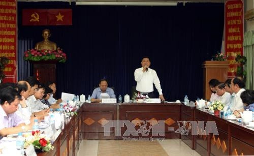 Đồng chí Đinh La Thăng, Bí thư Thành ủy Thành phố Hồ Chí Minh phát biểu tại buổi làm việc. Ảnh: Phương Vy-TTXVN.