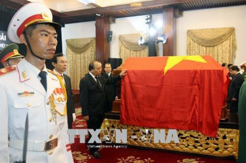 Đoàn Thủ tướng nước Cộng hòa Xã hội Chủ nghĩa Việt Nam do Thủ tướng Nguyễn Xuân Phúc làm trưởng đoàn viếng đồng chí Phan Văn Khải. Ảnh: Thanh Vũ-TTXVN Đoàn Thủ tướng nước Cộng hòa Xã hội Chủ nghĩa Việt Nam do Thủ tướng Nguyễn Xuân Phúc làm trưởng đoàn viếng đồng chí Phan Văn Khải. Ảnh: Thanh Vũ-TTXVN