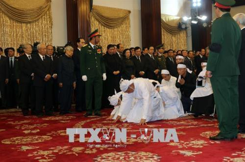 Quang cảnh Lễ viếng đồng chí Phan Văn Khải. Ảnh: Thanh Vũ-TTXVN Quang cảnh Lễ viếng đồng chí Phan Văn Khải. Ảnh: Thanh Vũ-TTXVN