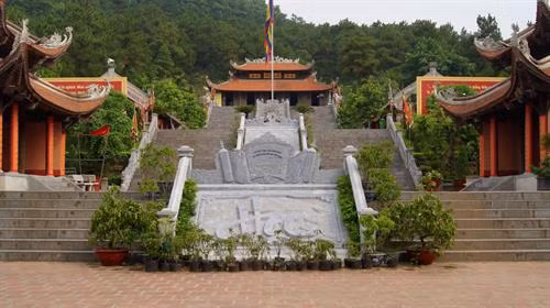Côn Sơn - Kiếp Bạc linh thiêng và hữu tình ảnh 2 Côn Sơn - Kiếp Bạc linh thiêng và hữu tình ảnh 2