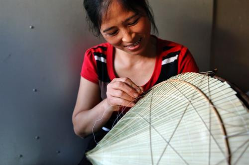 Duyên dáng nón lá Ngọc Mỹ ảnh 2