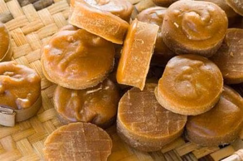 Đường Thốt nốt - đặc sản An Giang.