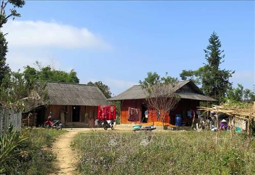 Đến hồ Noong U, du khách được hòa mình, khám phá những tiểu vùng văn hóa độc đáo của cộng đồng các dân tộc trên địa bàn. Đặc biệt, người dân địa phương rất trọng tình, mến khách. Ảnh: Xuân Tiến – TTXVN Đến hồ Noong U, du khách được hòa mình, khám phá những tiểu vùng văn hóa độc đáo của cộng đồng các dân tộc trên địa bàn. Đặc biệt, người dân địa phương rất trọng tình, mến khách. Ảnh: Xuân Tiến – TTXVN