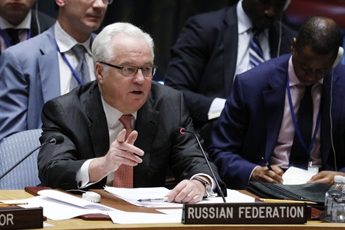 Đại diện thường trực của Nga tại LHQ Vitaly Churkin phát biểu tại cuộc họp. THX/TTXVN