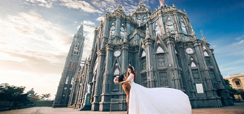 Những nhà thờ ở Việt Nam đẹp không kém trời Âu ảnh 6