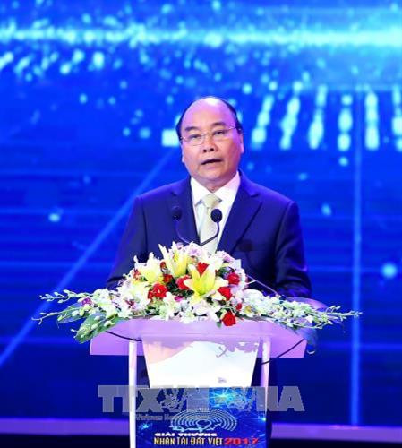 Thủ tướng Chính phủ Nguyễn Xuân Phúc phát biểu. Ảnh: Minh Quyết – TTXVN Thủ tướng Chính phủ Nguyễn Xuân Phúc phát biểu. Ảnh: Minh Quyết – TTXVN