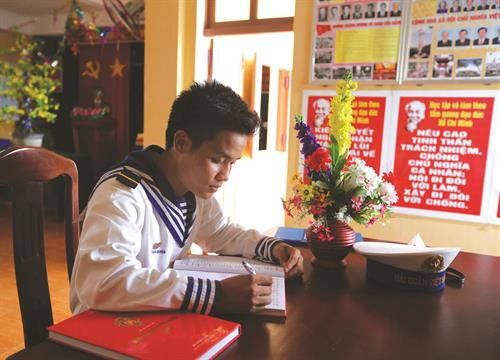 Cuộc sống của chiến sĩ Trường Sa đóng quân trên các đảo chìm ảnh 3 Cuộc sống của chiến sĩ Trường Sa đóng quân trên các đảo chìm ảnh 3