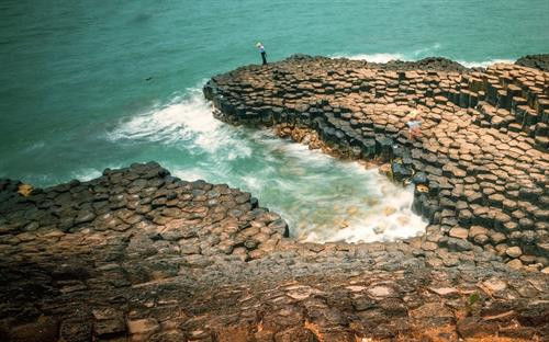 Đây là điểm du lịch nổi tiếng của tỉnh Phú Yên. Ảnh: Trọng Đạt - TTXVN Đây là điểm du lịch nổi tiếng của tỉnh Phú Yên. Ảnh: Trọng Đạt - TTXVN