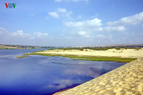 Đây là hồ nước ngọt duy nhất thuộc xã Hòa Thắng, huyện Bắc Bình, tỉnh Bình Thuận