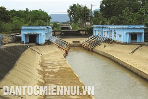 Trạm bơm Tà Pao ở huyện Tánh Linh cấp nước từ sông La Ngà phục vụ sản xuất nông nghiệp.