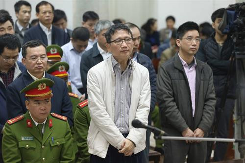 Bị cáo Trịnh Xuân Thanh và đồng phạm nghe tuyên án. Ảnh: Doãn Tấn – TTXVN Bị cáo Trịnh Xuân Thanh và đồng phạm nghe tuyên án. Ảnh: Doãn Tấn – TTXVN