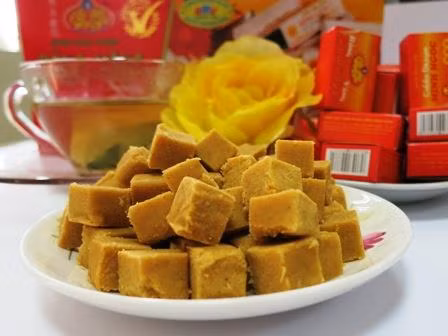 Bánh đậu xanh Hải Dương lọt tốp 10 đặc sản quà tặng nổi tiếng Việt Nam năm 2017 ảnh 1