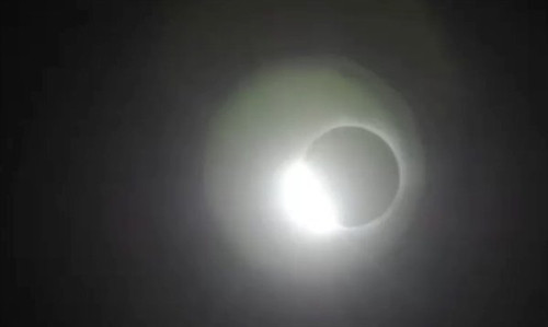 Toàn cảnh nhật thực toàn phần ở Đông Nam Á ảnh 3