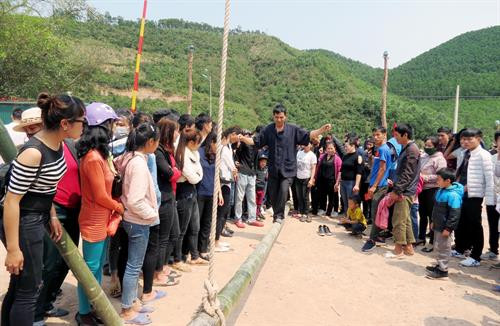 Khai hội Miếu Ông - Miếu Bà ở huyện Ba Chẽ ảnh 7 Khai hội Miếu Ông - Miếu Bà ở huyện Ba Chẽ ảnh 7