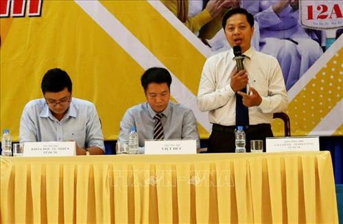 Quang cảnh buổi tư vấn. Ảnh: Công Mạo - TTXVN