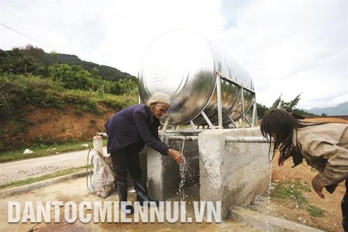 Công trình cấp nước sinh hoạt cho đồng bào ở xã Đăk Choong, huyện Đăk Glei. Ảnh: An Thành Đạt - TTXVN