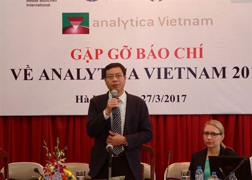 TS. Lê Xuân Định phát biểu tại buổi họp báo. Ảnh: Bộ KH&CN TS. Lê Xuân Định phát biểu tại buổi họp báo. Ảnh: Bộ KH&CN