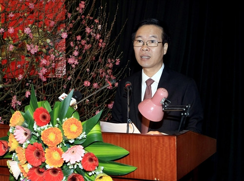 Đồng chí Võ Văn Thưởng, Ủy viên Bộ Chính trị, Bí thư Trung ương Đảng, Trưởng ban Tuyên giáo Trung ương phát biểu. Ảnh: Phạm Kiên - TTXVN Đồng chí Võ Văn Thưởng, Ủy viên Bộ Chính trị, Bí thư Trung ương Đảng, Trưởng ban Tuyên giáo Trung ương phát biểu. Ảnh: Phạm Kiên - TTXVN