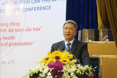 Phó Giáo sư, Tiến sỹ Nguyễn Trường Sơn, Thứ trưởng Bộ Y tế phát biểu tại hội nghị. Ảnh: Đinh Hằng - TTXVN Phó Giáo sư, Tiến sỹ Nguyễn Trường Sơn, Thứ trưởng Bộ Y tế phát biểu tại hội nghị. Ảnh: Đinh Hằng - TTXVN