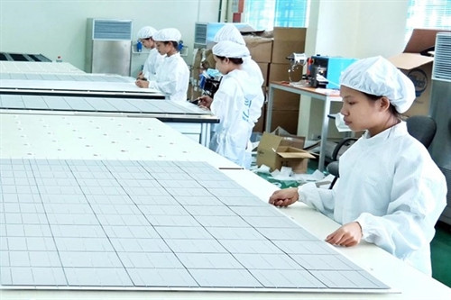 Dây chuyền sản xuất pin Mặt Trời tại Trung tâm Nghiên cứu chuyển giao công nghệ và giám định công nghệ. (Nguồn: Sở Khoa học và Công nghệ Hà Nội) Dây chuyền sản xuất pin Mặt Trời tại Trung tâm Nghiên cứu chuyển giao công nghệ và giám định công nghệ. (Nguồn: Sở Khoa học và Công nghệ Hà Nội)