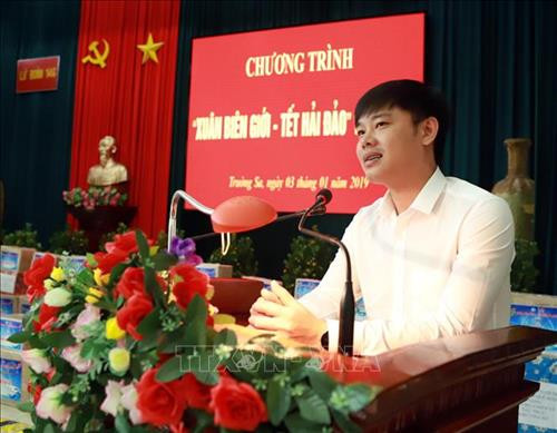 Bí thư tỉnh đoàn Khánh Hòa Bùi Hải Nam phát biểu tại chương trình. Ảnh: Hoàng Hùng – TTXVN Bí thư tỉnh đoàn Khánh Hòa Bùi Hải Nam phát biểu tại chương trình. Ảnh: Hoàng Hùng – TTXVN