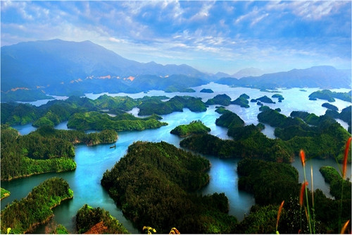 Khu du lịch sinh thái Tà Đùng- một Hạ long trên cạn ở Đắk Nông. Ảnh:Ngọc Tâm- TTXVN