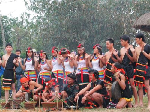 Trống đất, nhạc cụ cổ xưa độc đáo ảnh 1 Trống đất, nhạc cụ cổ xưa độc đáo ảnh 1