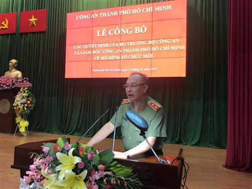 Trung tướng Lê Đông Phong, Phó Giám đốc Công an Thành phố Hồ Chí Minh phát biểu tại buổi lễ. Ảnh: Thành Chung - TTXVN