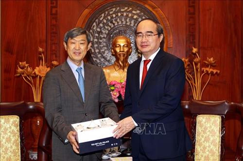 Ông Nguyễn Thiện Nhân tiếp Chủ tịch JICA Shimiki Kitaoka. Ảnh: Thanh Vũ - TTXVN Ông Nguyễn Thiện Nhân tiếp Chủ tịch JICA Shimiki Kitaoka. Ảnh: Thanh Vũ - TTXVN