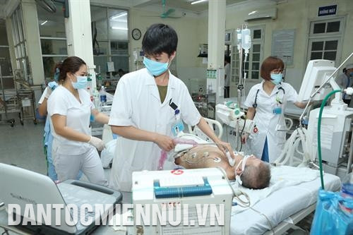 Bệnh viện Gang thép Thái Nguyên là nơi thực hiện Đề án 1816 của nhiều bệnh viện tuyến Trung ương như: Trung ương Quân đội 108, Việt Đức, Huyết học và truyền máu Trung ương... Đây là điều kiện thuận lợi trong công tác đào tạo, phát triển nguồn nhân lực có chất lượng cao cho Bệnh viện. Ảnh: Hoàng Hà