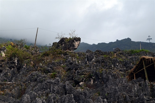 Chỏm đá có hình dáng như chiếc thuyền tình