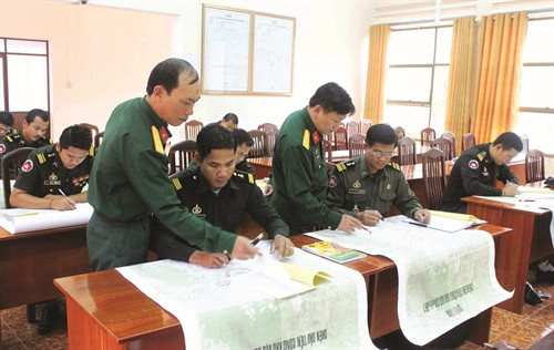 Các học viên Campuchia học tập và nghiên cứu tại Học viện Lục quân Đà Lạt