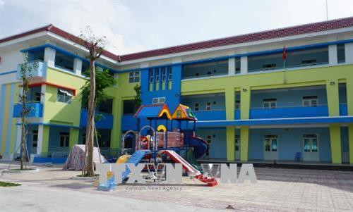 Trường Mầm non Hồng Ngọc (phường Tân Tạo, quận Bình Tân) với quy mô 15 phòng học sẽ được đưa vào sử dụng trong năm 2018-2019. Ảnh: Thu Hoài -TTXVN Trường Mầm non Hồng Ngọc (phường Tân Tạo, quận Bình Tân) với quy mô 15 phòng học sẽ được đưa vào sử dụng trong năm 2018-2019. Ảnh: Thu Hoài -TTXVN
