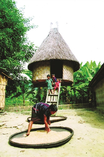 Không phải gia đình nào cũng có nhà Moong mà còn tùy vào điều kiện kinh tế của từng gia đình và không gian nơi cư trú Không phải gia đình nào cũng có nhà Moong mà còn tùy vào điều kiện kinh tế của từng gia đình và không gian nơi cư trú
