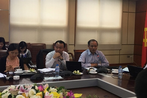 Ông Lê Hồng Hà báo cáo về Vietnam ICT Index năm 2016. Ông Lê Hồng Hà báo cáo về Vietnam ICT Index năm 2016.