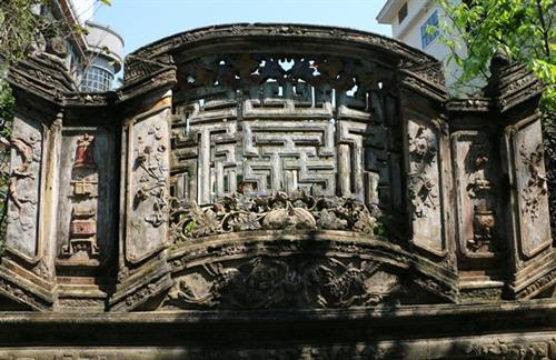 Bình phong Phủ thờ Phú Bình quận vương