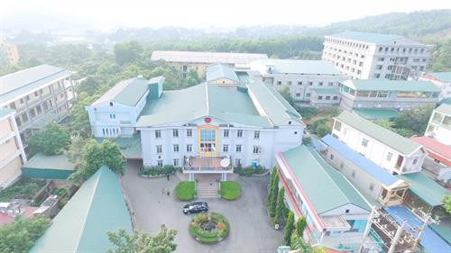 Toàn cảnh Bệnh viện đa khoa Hùng Vương. Ảnh: benhvienhungvuong.vn Toàn cảnh Bệnh viện đa khoa Hùng Vương. Ảnh: benhvienhungvuong.vn