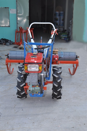 Sản phẩm máy sạ lúa thành hàng của anh Phạm Thanh Liêm được xuất khẩu sang thị trường châu Phi