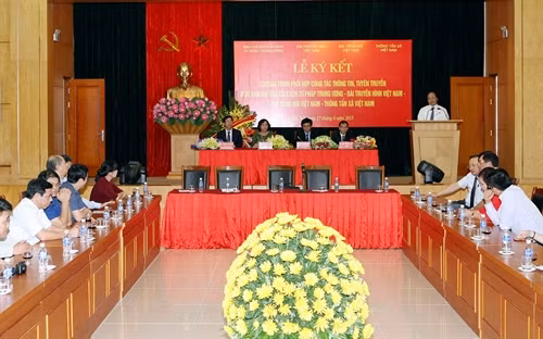 Phó Thủ tướng Chính phủ Nguyễn Xuân Phúc phát biểu tại buổi lễ. Ảnh: Phạm Kiên – TTXVN