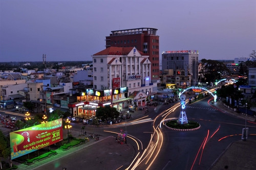 Một góc thành phố Sóc Trăng sau 40 năm giải phóng hoàn toàn miền Nam, thống nhất đất nước(30/4/1975 – 30/4/2015) . Ảnh: An Hiếu- TTXVN