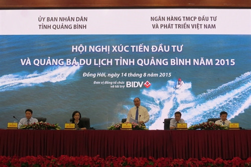 Phó Thủ tướng Nguyễn Xuân Phúc phát biểu tại hội nghị. Ảnh: Đức Thọ - TTXVN Phó Thủ tướng Nguyễn Xuân Phúc phát biểu tại hội nghị. Ảnh: Đức Thọ - TTXVN