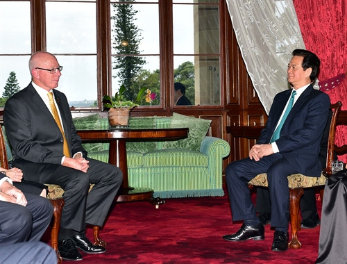 Thủ tướng Chính phủ Nguyễn Tấn Dũng hội kiến với Thống đốc Bang New South Wales, Ngài David Hurley. Ảnh: Đức Tám – TTXVN