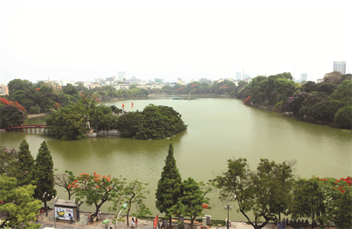 Toàn cảnh Hồ Gươm
