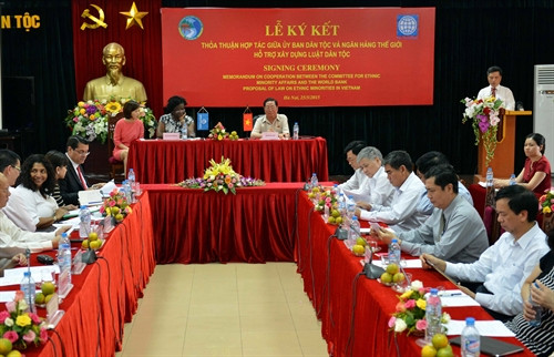 Quang cảnh lễ ký. Ảnh: Thanh Hà- TTXVN Quang cảnh lễ ký. Ảnh: Thanh Hà- TTXVN