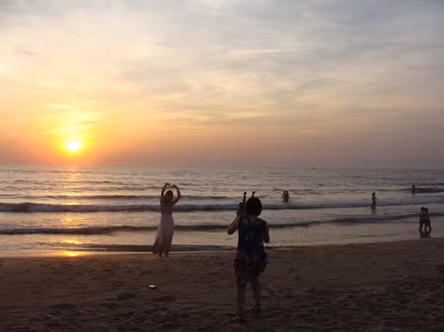 Tạo dáng trước ánh bình minh
