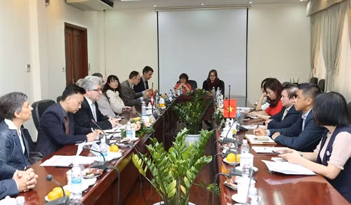 Quang cảnh buổi làm việc. Ảnh: Doãn Tấn – TTXVN