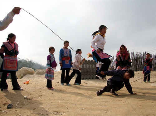 Chơi trò chơi nhảy dây