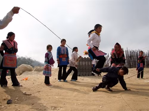 Chơi trò chơi nhảy dây