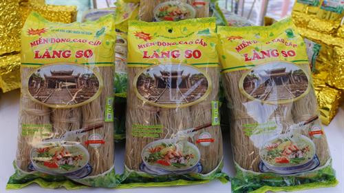 Một số sản phẩm nông sản có thương hiệu của huyện Quốc Oai (Hà Nội).